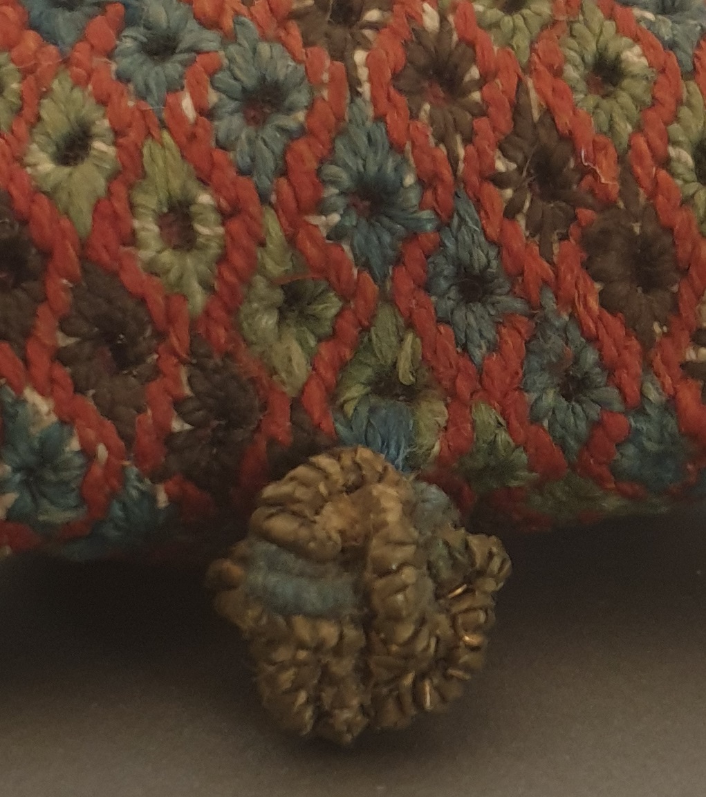 #5 Reliquienbeutel oder Geldbörse? – Der Alltag als Flaschenhals